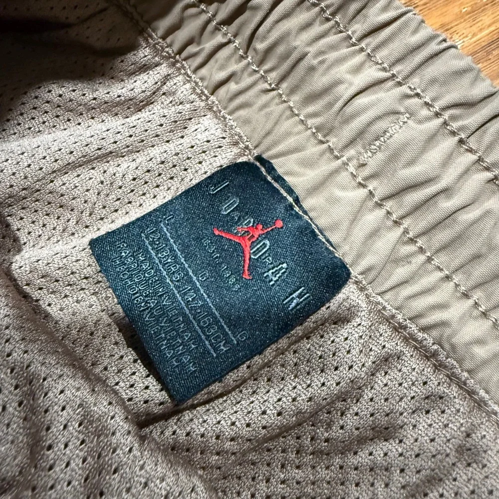 Jordan L Boys or Girls Cargo Pants Kids Brown Jumpman Logo Elastic Waist Lined